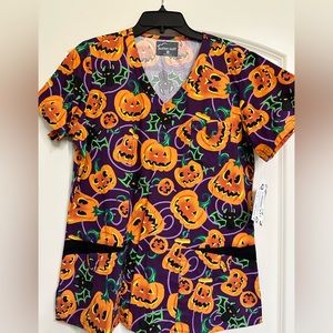 Halloween scrub top!
